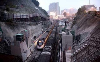 港铁东铁线运营时间，港铁东铁线和港铁西铁线